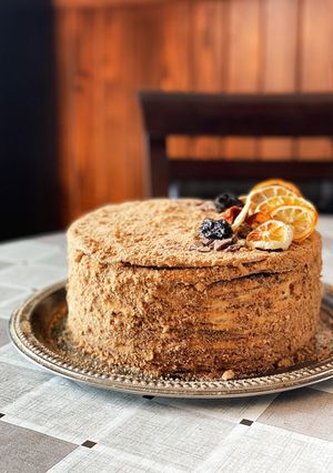 Медівник з чорносливом