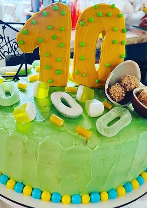 Торт медовик з апельсиновим кремом