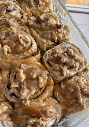 Сінабони (булочки з корицею)