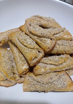 Медові рогалики з горіхами