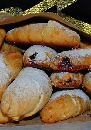 Рогалики хрустящие медовые из песочного теста с начинкой. Мамина вкуснятина!