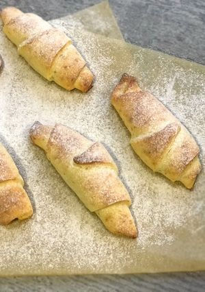 Творожные рогалики с шоколадом