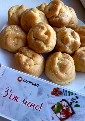 Профітролі зі згущеним молоком