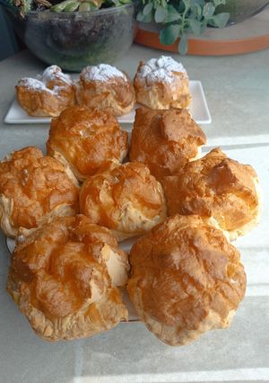 Тістечка "Профітролі в листковому тісті"