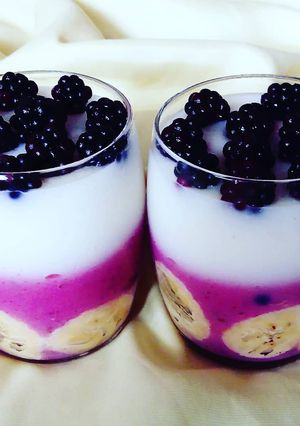 Панакота кокос ежевика банан