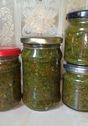 Зелёная аджика без варки