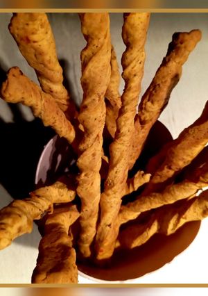 Хлібні палички з аджикою