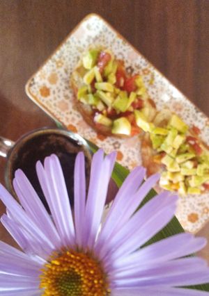 Брускетта з гуакамоле