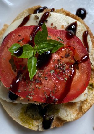 Брускета капрезе