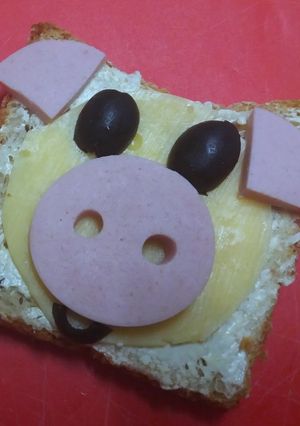 Бутерброд веселая свинка