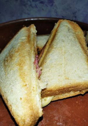 Бутерброди в мультипекарі