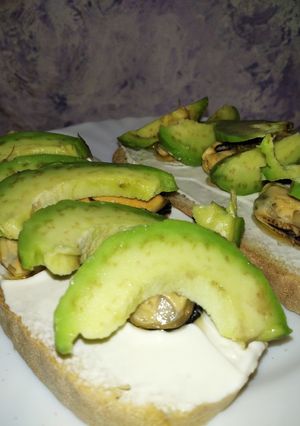 Бутерброди до кави