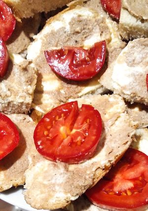 Бутерброди з кремом з печінки тріски