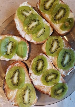 Бутерброди з ківі