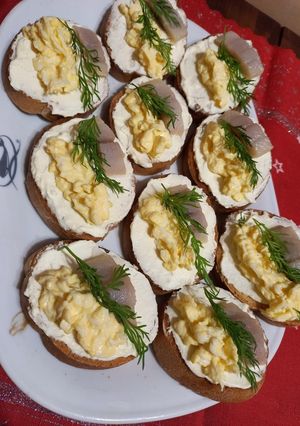 Бутерброди з оселедцем