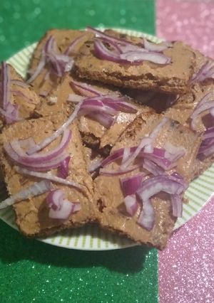 Бутербродики с паштетом