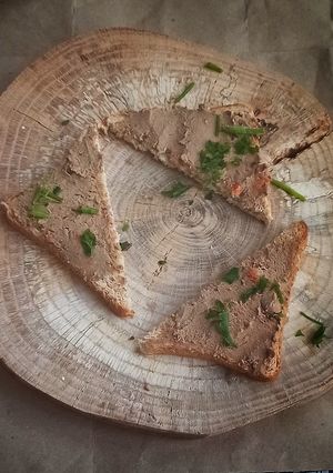 Бутерброды с паштетом