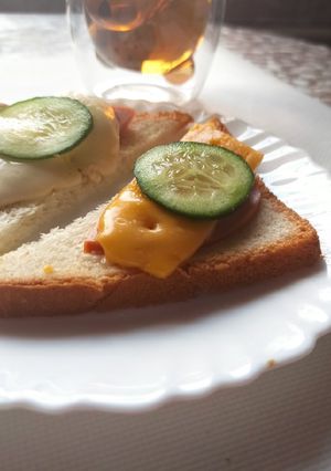 Гарячий бутерброд на швидку руку