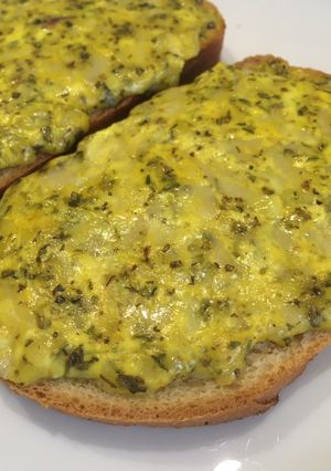 Гарячі бутерброди в духовці