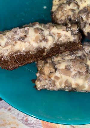 Гарячий бутерброд з грибами і сиром