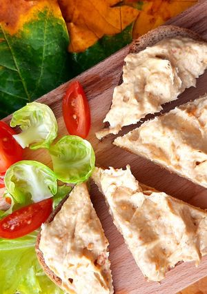 Бутерброды с селедкой