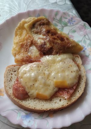 Гарячі бутерброди з Чоризо