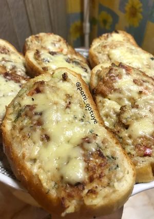 Гарячі бутерброди з фаршем