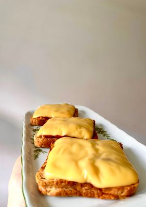 Гарячі бутерброди з м’ясом