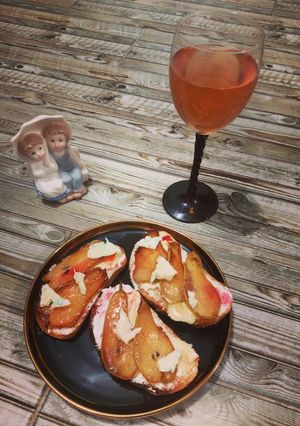 Грушева брускета: на свято чи до сніданку