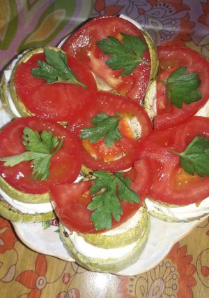 Закусочные сэндвичи из кабачка