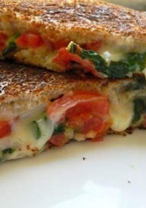 Капрезе сэндвич