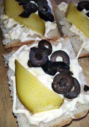 Пісні бутерброди на сніданок