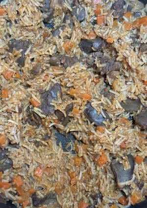 Вершковий рис з курячою печінкою