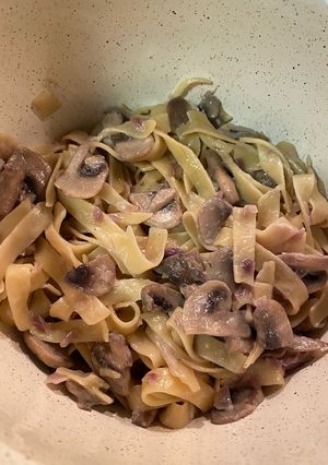 Локшина яєчна (макаронні вироби)