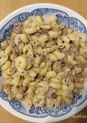 Макарони по-флотськи (з фаршем з вареної телятини)