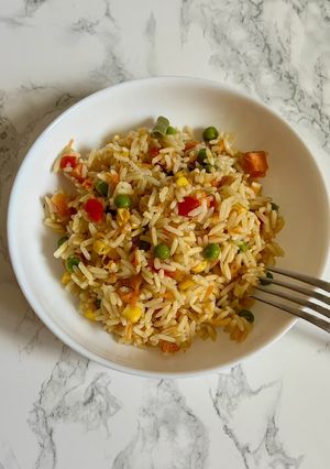 Рис із замороженими овочами