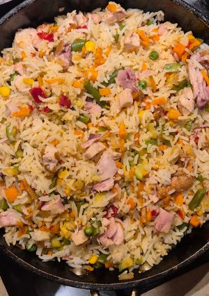 Рис з овочами і куркою