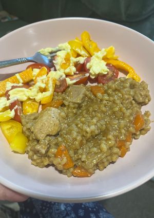 Ячмінна каша зі свининою