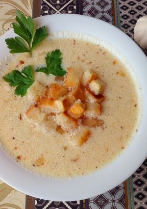 Česnekova polevka /Чеський часниковий суп