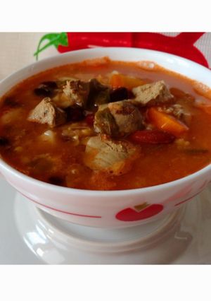 Африканський суп з бобами і печінкою