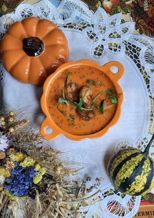 Гарбузовий суп на рослинному молоці з креветками