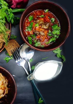 Борщ з маслюками