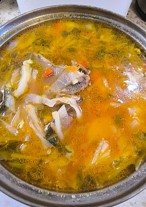 Борщ зі свинини в мультиварці (без бульйону)