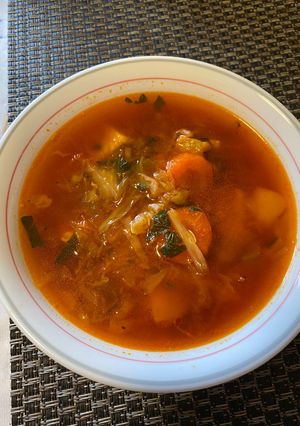 Борщ зі свинячою вирізкою