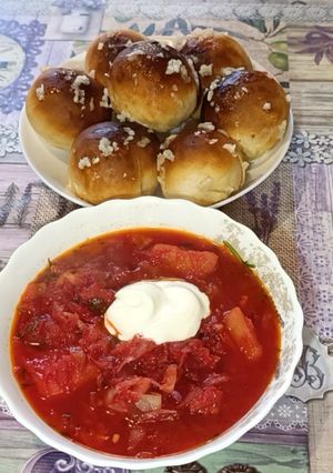 Борщ, как у бабушки: аромат детства в каждой ложке