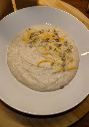 Крем-суп з цвітної капусти