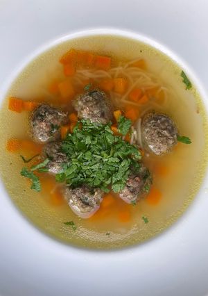 Незвичайний суп с фрикадельками