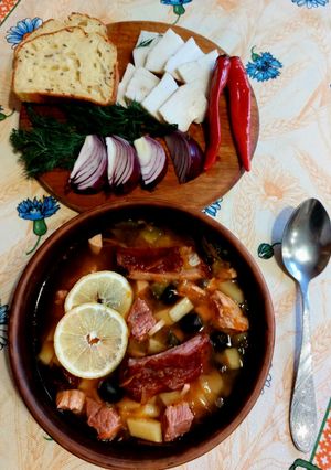 Солянка збірна