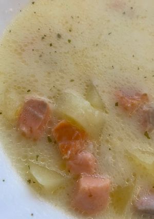 Сирний суп з рибою