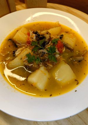 Суп з кролика з овочами